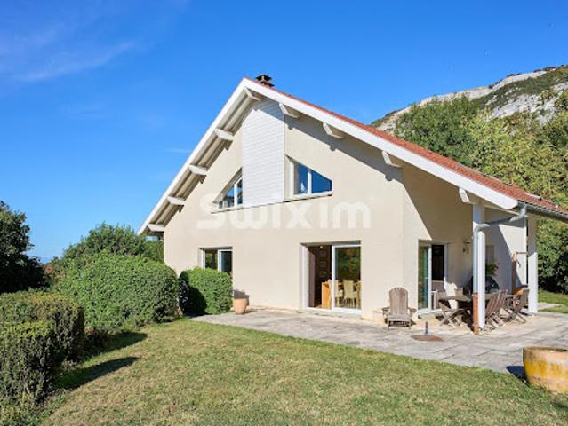 Vente Villa 9 pièces 240 m2 Archamps
