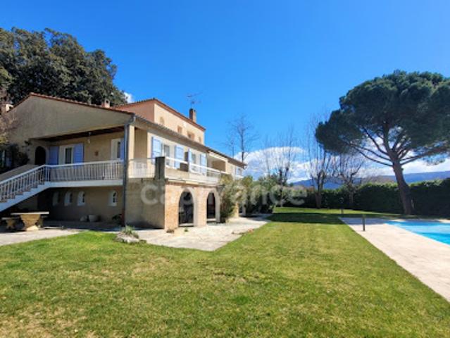 Vente Villa 9 pièces 247 m2 Peyruis