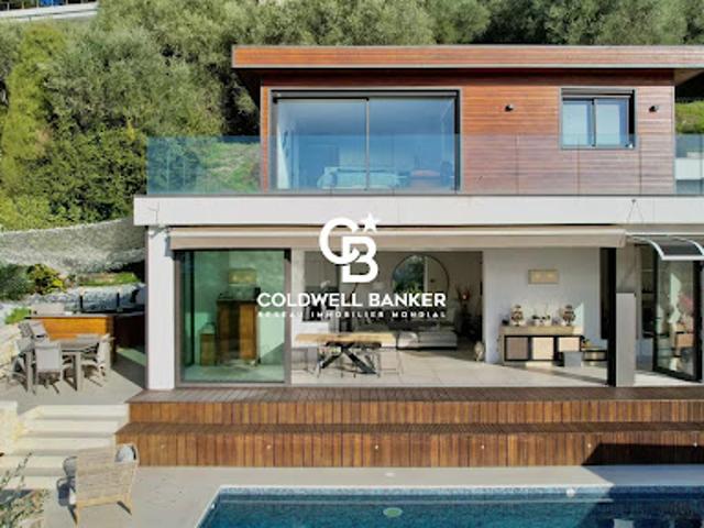 Vente Villa 9 pièces 253 m2 Nice
