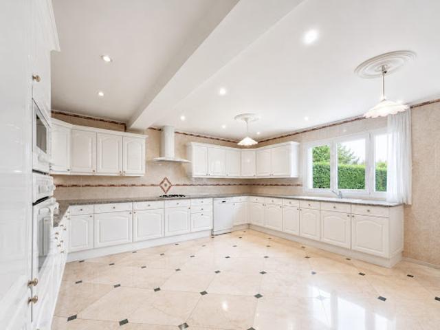Vente Villa 9 pièces 260 m2 Val de Reuil