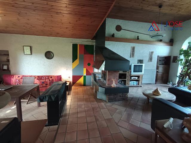 Vente Villa 9 pièces 270 m2 Crissey