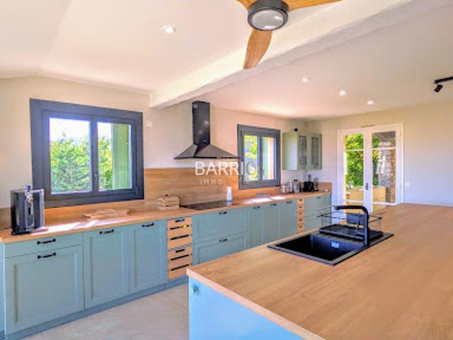 Vente Villa 9 pièces 223 m2 Laroque des Albères