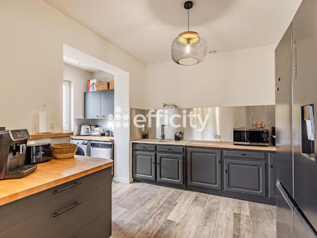 Vente Villa 9 pièces 302 m2 Val d'Oingt