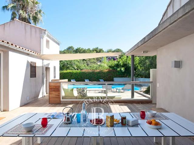 Vente Villa 9 pièces 318 m2 Lecci
