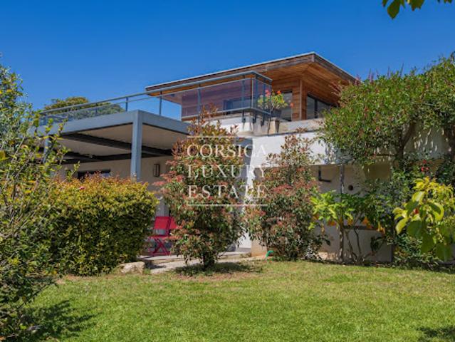 Vente Villa 9 pièces 322.96 m2 Albitreccia