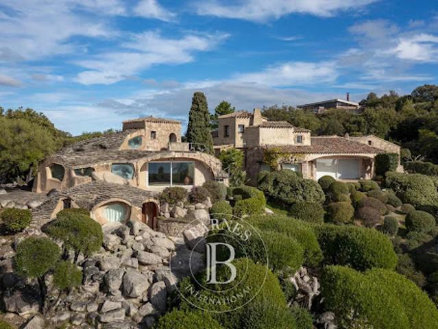 Vente Villa 9 pièces 353 m2 Sainte lucie de porto vecchio