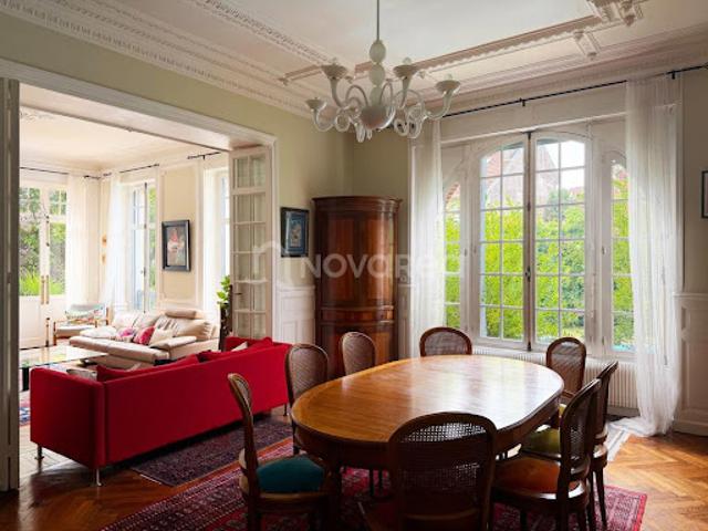 Vente Villa 13 pièces 300 m2 Pau