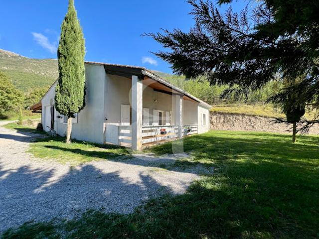 Vente Villa 10 pièces 190.5 m2 Bourdeaux