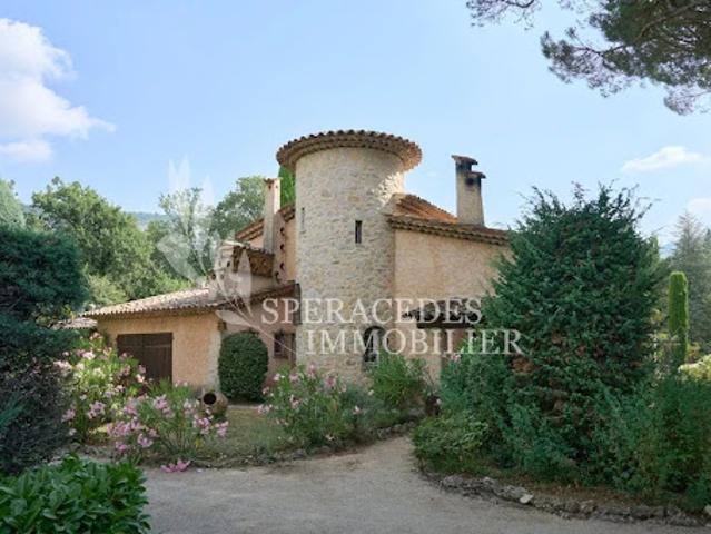 Vente Villa 10 pièces 231.31 m2 Saint Vallier de Thiey