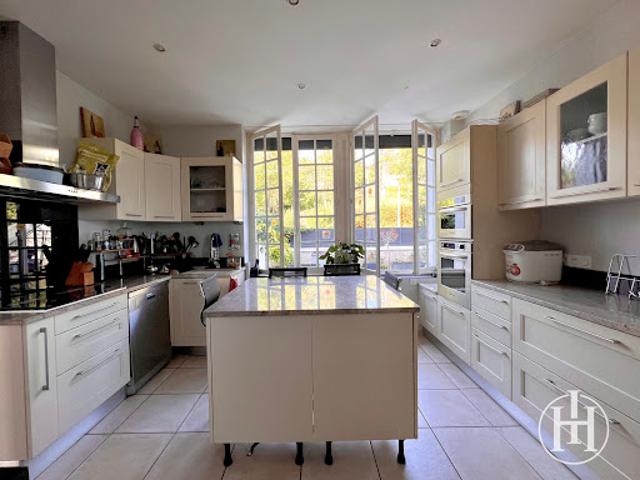 Vente Villa 10 pièces 266 m2 Drevant
