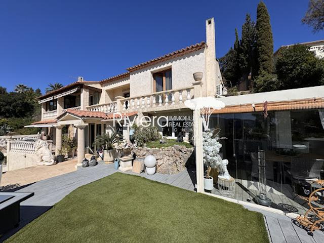 Vente Villa 10 pièces 300 m2 La Croix Valmer