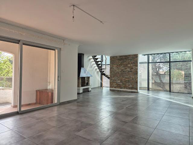 Vente Maison 10 pièces 310 m2 Balaruc les Bains