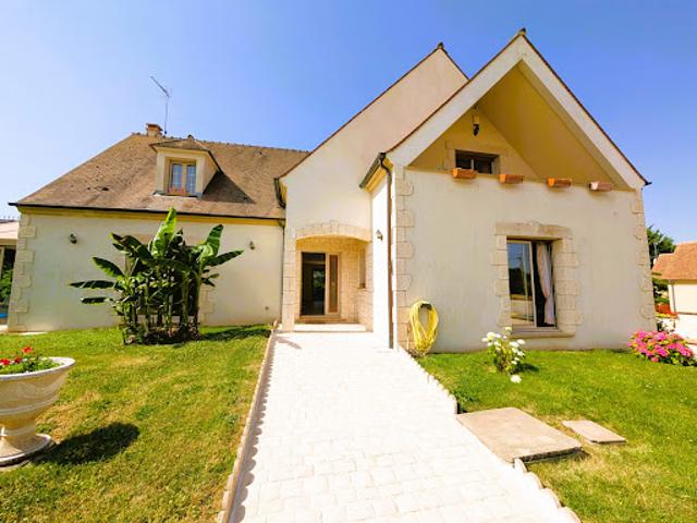 Vente Villa 10 pièces 340 m2 Favrieux