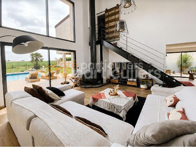 Vente Villa 10 pièces 361 m2 Saint Xandre