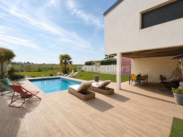 Vente Villa 10 pièces 361.4 m2 Saint Xandre