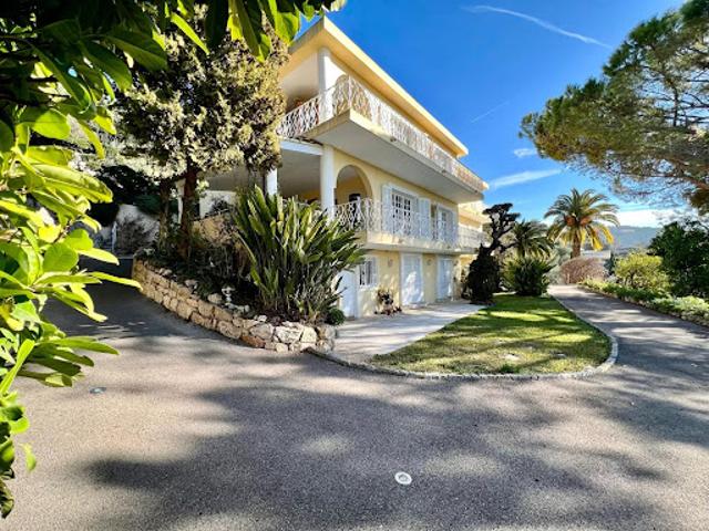 Vente Villa 10 pièces 386 m2 Nice