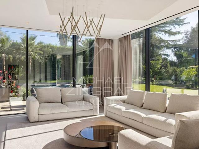 Vente Villa 10 pièces 403.45 m2 Antibes