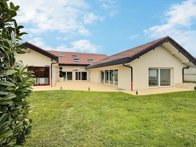 Vente Villa 10 pièces 500 m2 Vers