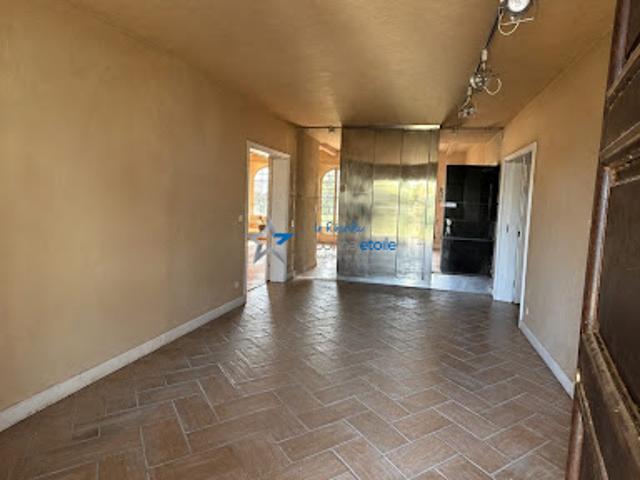 Vente Villa 10 pièces 550 m2 Borgo