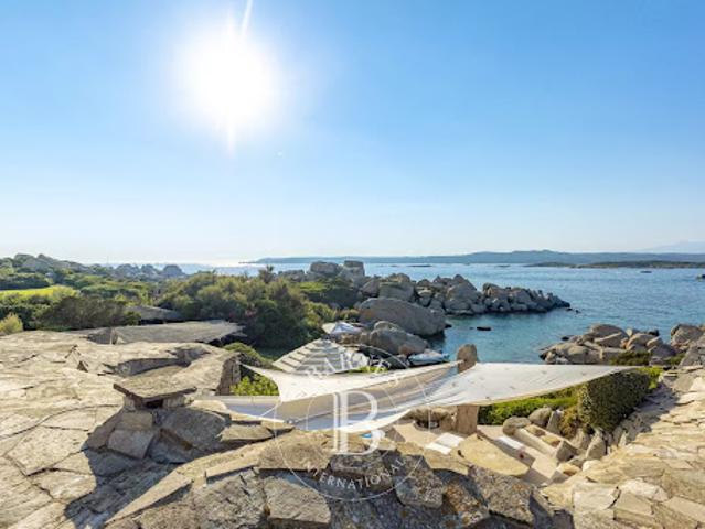 Vente Villa 10 pièces 600 m2 Bonifacio