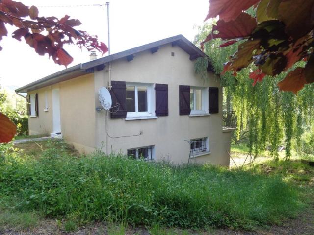 Vente Villa 110 m² à Chambost Allières 249 000 ¤