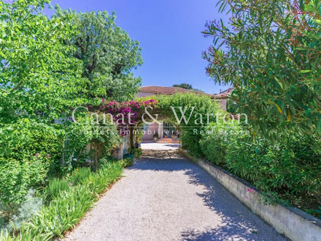 Vente Villa 11 pièces 215 m2 Toulon