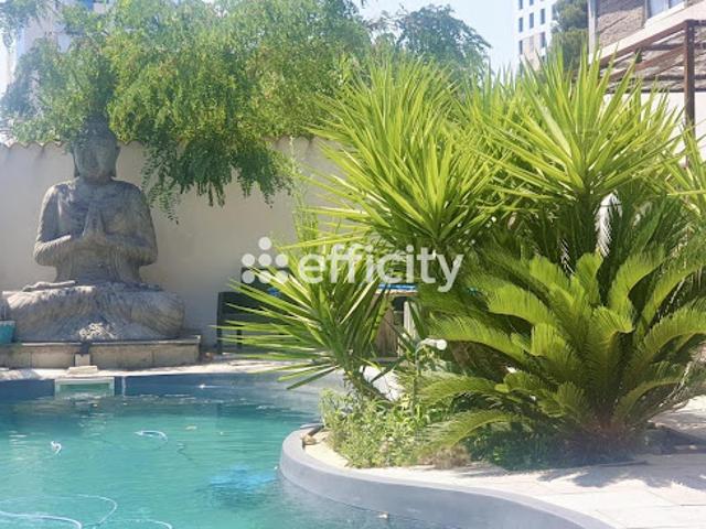 Vente Villa 11 pièces 267 m2 Septemes les vallons
