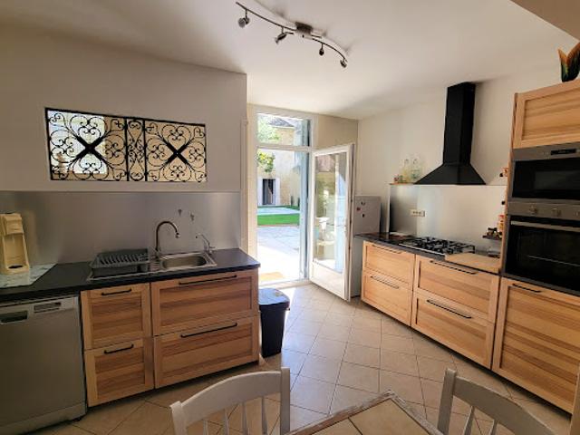 Vente Villa 11 pièces 286 m2 Roquemaure