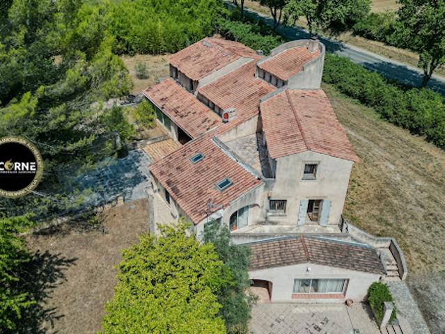 Vente Villa 11 pièces 523 m2 Meyrargues