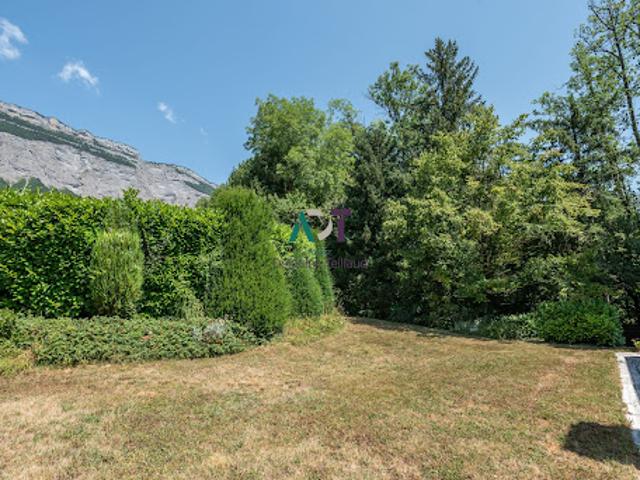 Vente Villa 12 pièces 244 m2 Meylan