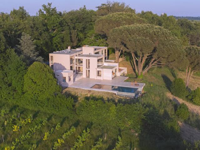 Vente Villa 12 pièces 390 m2 Langoiran