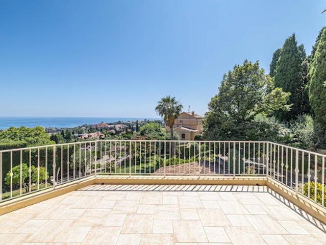 Vente Villa 12 pièces 445 m2 Nice