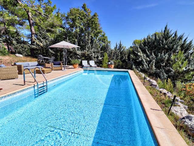 Vente Villa 17 pièces 393.78 m2 Pierrevert