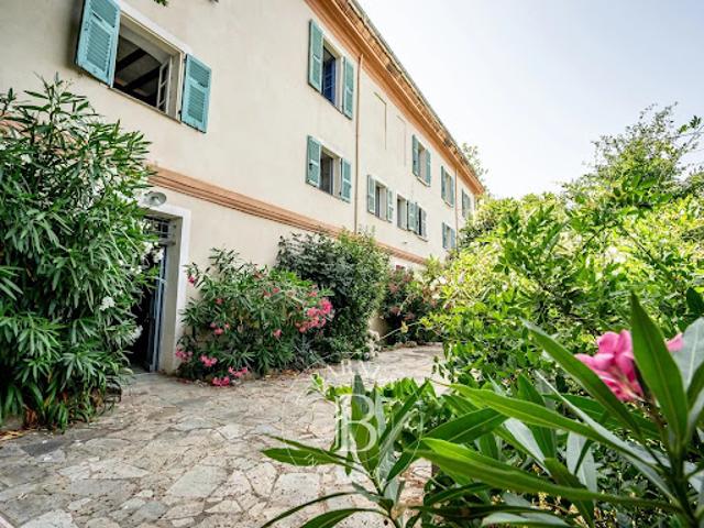 Vente Villa 20 pièces 710 m2 Saint Florent