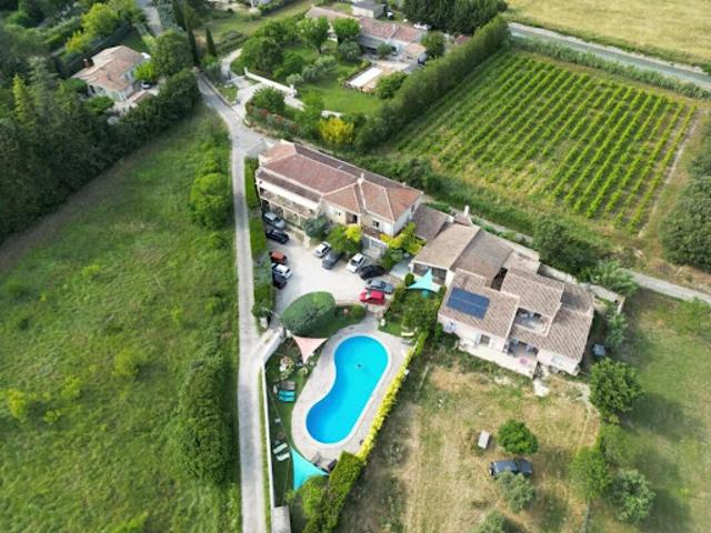 Vente Villa 22 pièces 600 m2 Saumane de Vaucluse