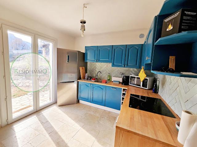 Vente Villa 3 pièces 65 m2 Roquesteron