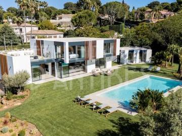 Vente Villa Cap d'Antibes versant ouest