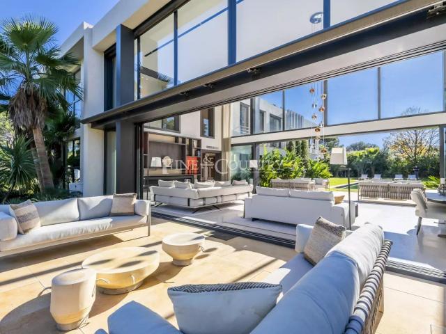 Vente Villa Contemporaine à Mougins 703m² Mougins