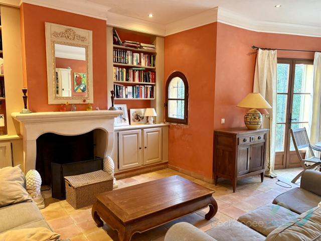 Vente Villa La Capte En Pleine Propriete A 50 m De La Plage 140m² Hyères
