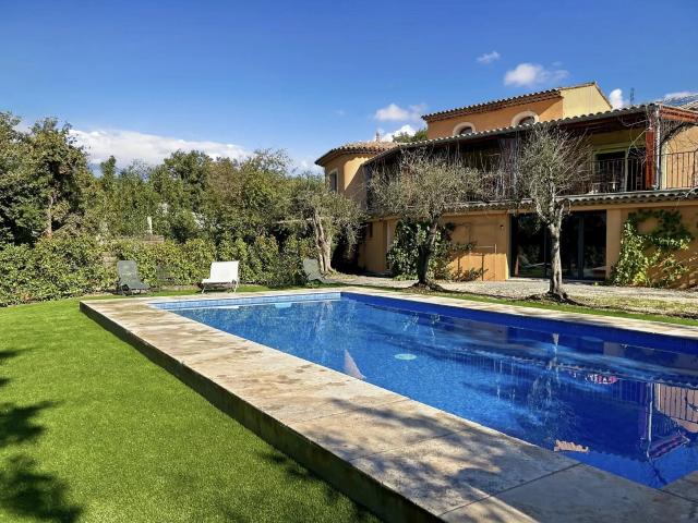 Vente Villa Saint Cézaire sur Siagne avec piscine 240m² Saint Cézaire sur Siagne