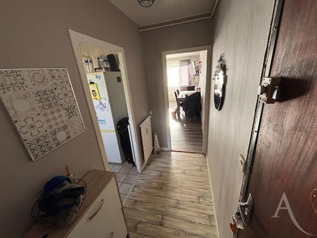 Vente Appartement 4 pièces 58.85 m2 Cormelles le Royal