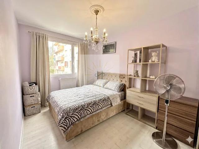 Vente Appartement 4 pièces 58 m2 Bourg Saint Andéol