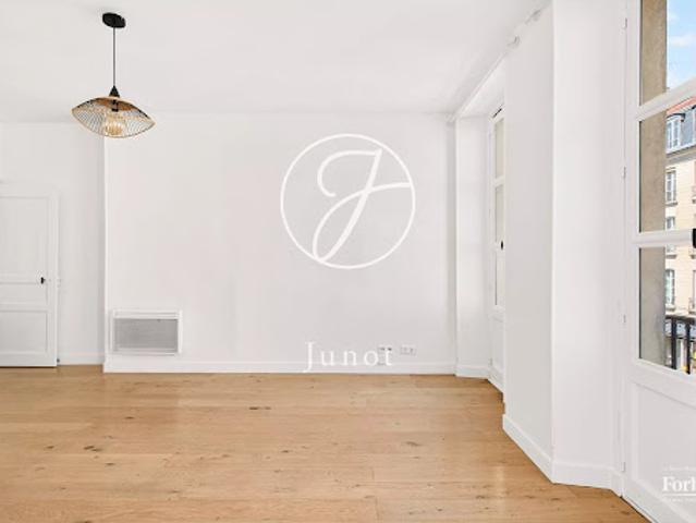 Vente Appartement 4 pièces 61.71 m2 Versailles