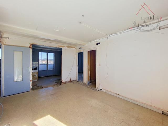 Vente Appartement 4 pièces 62 m2 Carpentras