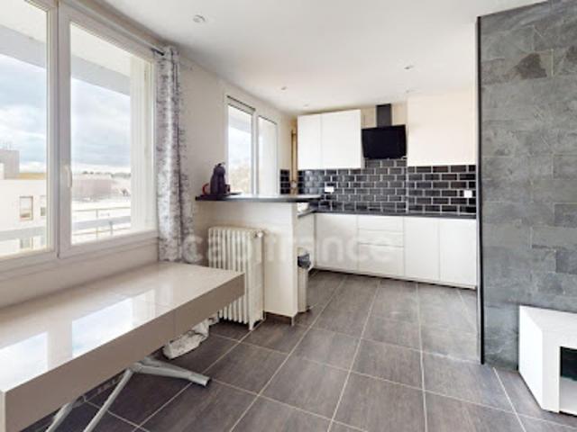 Vente Appartement 4 pièces 67 m2 Ris Orangis