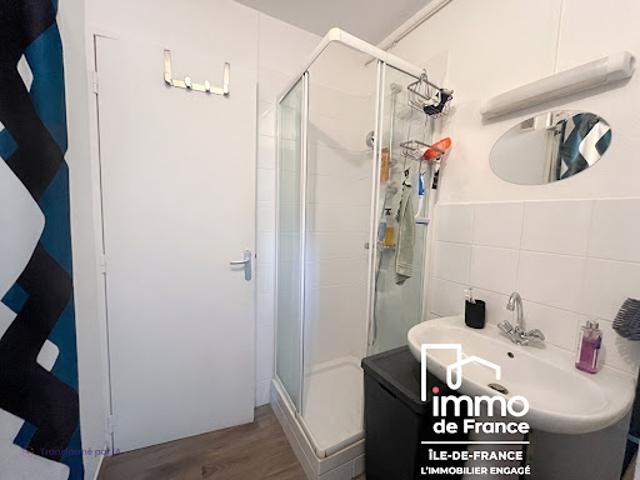 Vente Appartement 4 pièces 64.67 m2 Chelles