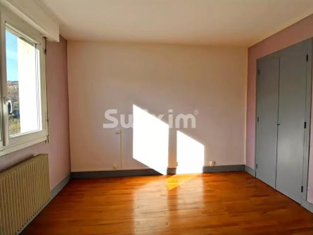 Vente Appartement 4 pièces 66.6 m2 Saint claude