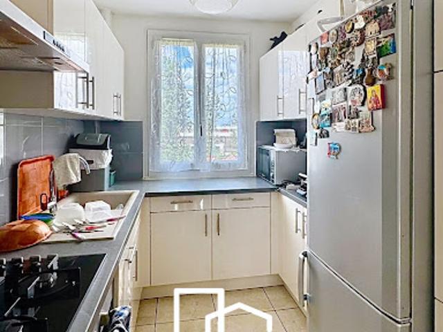 Vente Appartement 4 pièces 66.82 m2 Les Pavillons sous Bois
