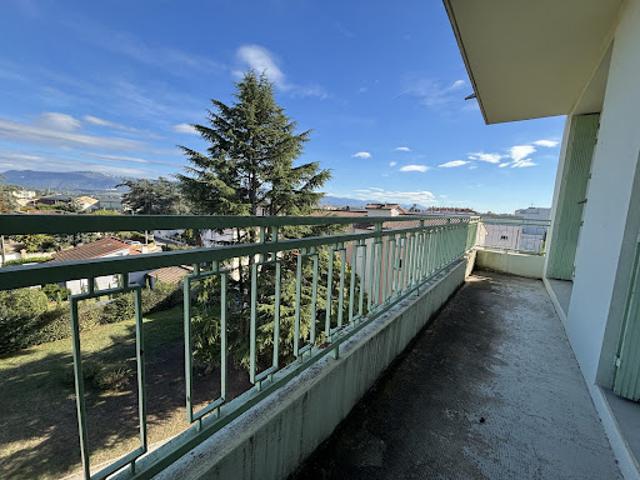 Vente Appartement 4 pièces 66.22 m2 Romans sur isere