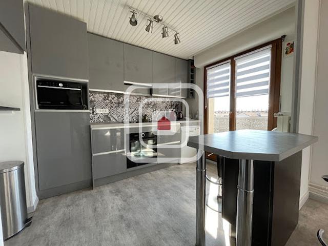 Vente Appartement 4 pièces 68.57 m2 Reims